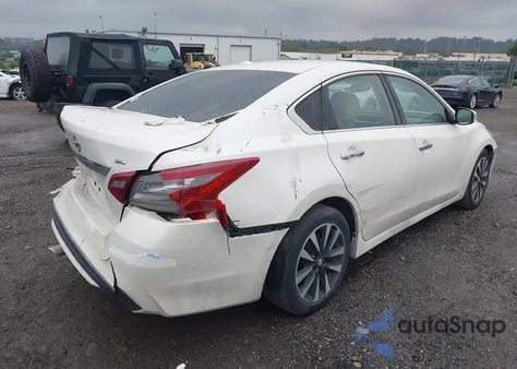2018 Nissan Altima 2.5 Sl z USA, uszkodzony, nr VIN 1N4AL3AP8JC119140